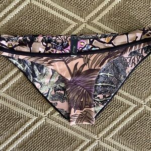 Maaji reversible cheeky bottoms New